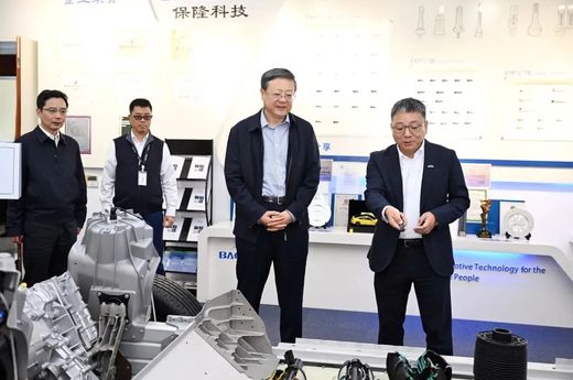 支持企业保持战略定力、坚定发展信心、增强战略敏捷！陈吉宁龚正调研外贸外资企业