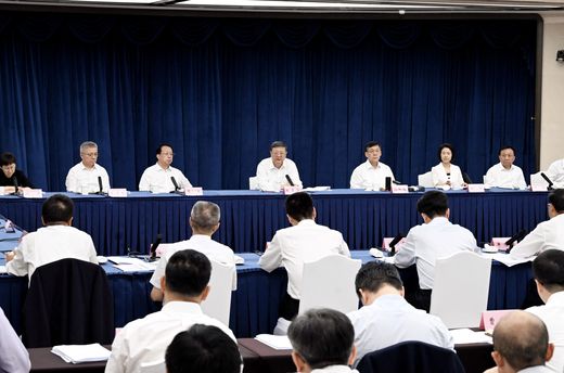 部市共建上海国际科技创新中心工作推进会在沪举行，陈吉宁阴和俊出席并讲话，龚正主持